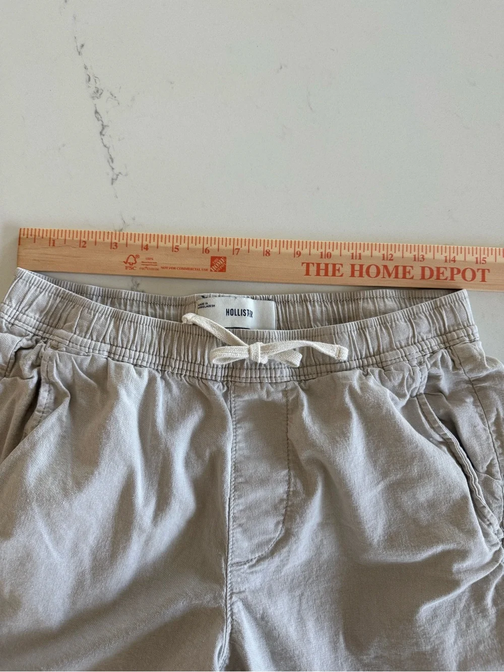 Hollister Men's Light Beige Woven Shorts Size M
